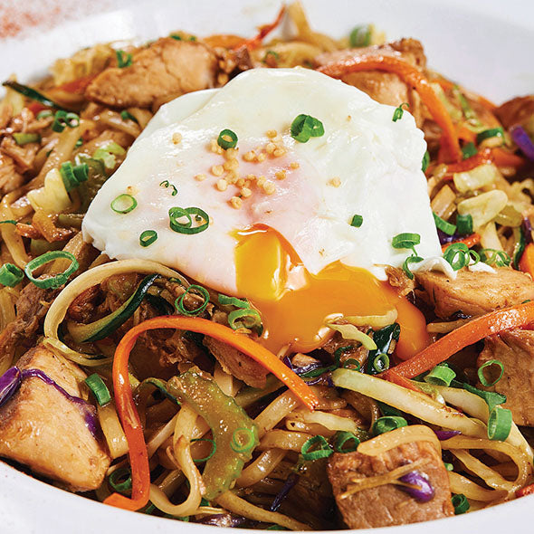 Pasta de Fideos de Arroz Thai con Cerdo